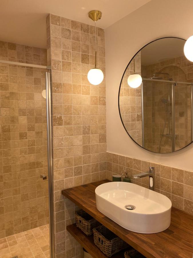 Appartement De Caractere A La Roque-Gageac Bagian luar foto