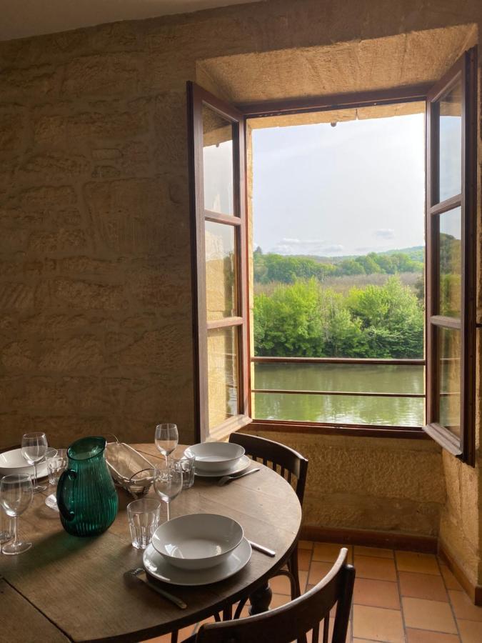 Appartement De Caractere A La Roque-Gageac Bagian luar foto