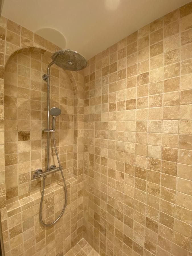 Appartement De Caractere A La Roque-Gageac Bagian luar foto